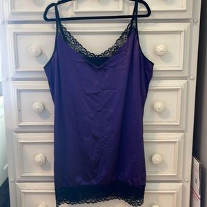 NWOT IN'VOLAND Women's Lace Nightdress